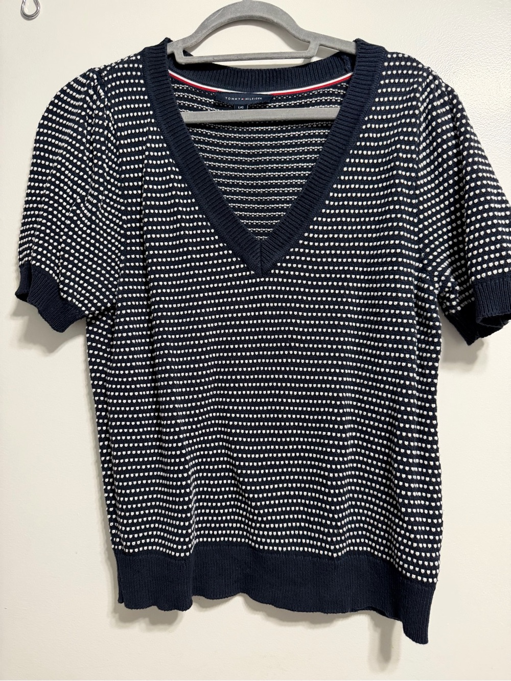 Tommy Hilfiger Woman’s Navy & White V-Neck sweater